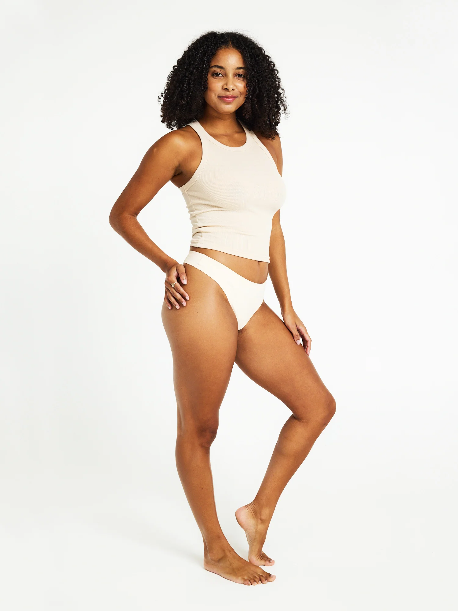 Au Naturel Seamfree Thong Light Lychee - Image 2