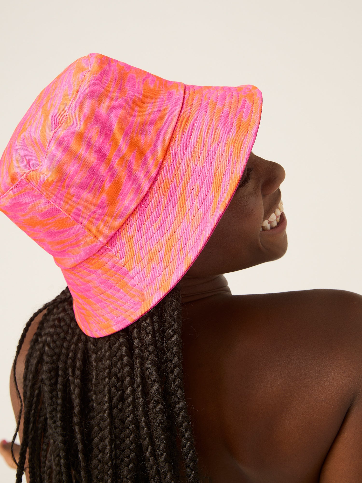 Reversible Bucket Hat Mauritus Orange/Purple